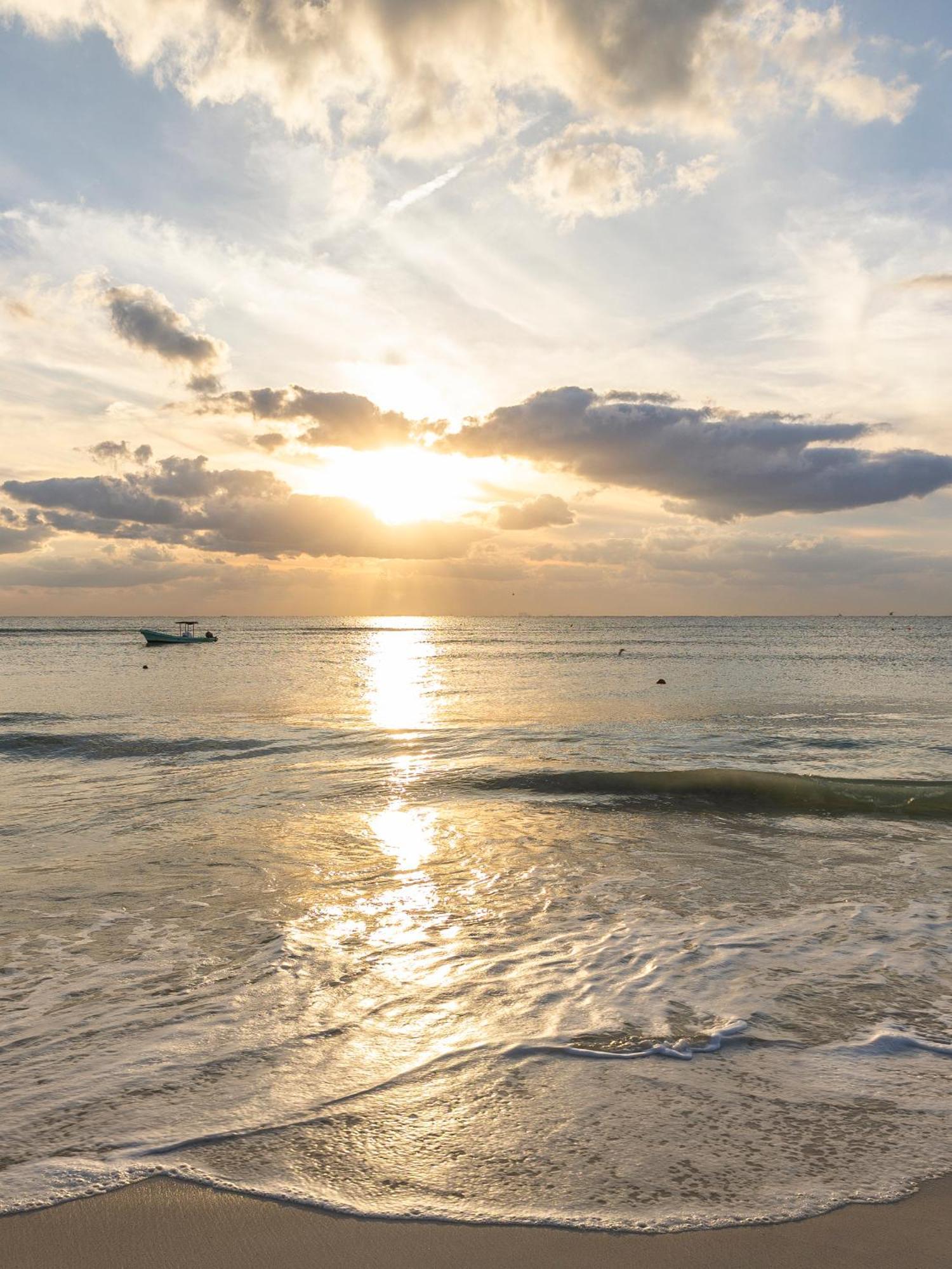Areia Playa Del Carmen - Beach Front Hotel المظهر الخارجي الصورة