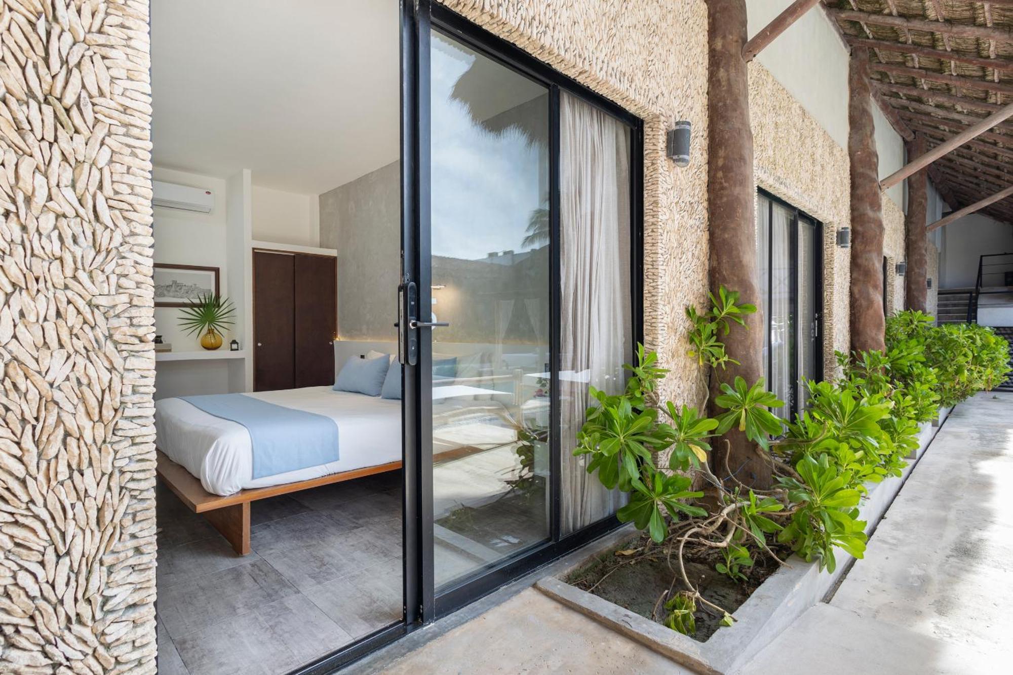 Areia Playa Del Carmen - Beach Front Hotel الغرفة الصورة